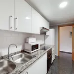 Alquilar 4 dormitorio apartamento en Valencia