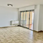 Appartement de 90 m² avec 4 chambre(s) en location à Ajaccio