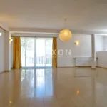 Rent 4 bedroom house of 446 m² in Warszawa