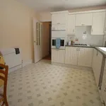 Rent 4 bedroom house in Woking