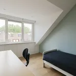 Huur 5 slaapkamer huis van 120 m² in Amstelveen