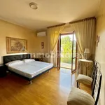 Rent 4 bedroom apartment of 140 m² in Benevento