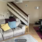 Rent 3 bedroom house in South East England