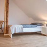 Miete 2 Schlafzimmer wohnung von 764 m² in Essen