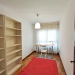 Rent 3 bedroom apartment of 83 m² in Gijón