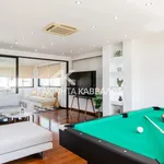 Rent 5 bedroom house of 270 m² in Glyfada