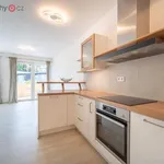 Pronajměte si 3 ložnic/e byt o rozloze 79 m² v Průhonice