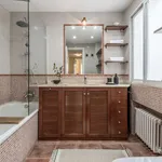 Rent 2 bedroom apartment of 100 m² in madrid