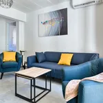 Rent 7 bedroom apartment of 75 m² in Marseille