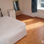 Rent 4 bedroom flat in Aberdeen