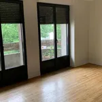 Rent 4 bedroom apartment of 76 m² in Niort