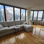 Rent 2 bedroom apartment of 108 m² in New York