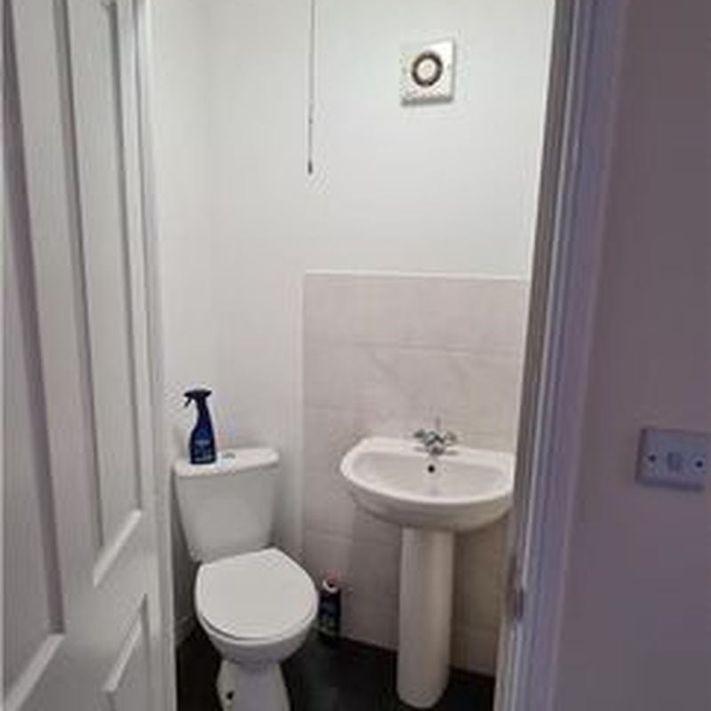 Studio to rent in Bentley Road Flat 4, Doncaster, South Yorkshire DN5 Bramley Lings