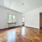 Maison de 500 m² avec 4 chambre(s) en location à AUDERGHEM