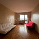 Rent 3 bedroom apartment of 90 m² in Torino