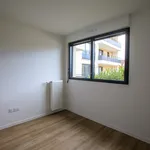 Rent 1 bedroom apartment of 33 m² in Montreuil