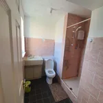 Rent 4 bedroom flat in Glasgow