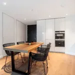 Rent 2 bedroom apartment of 900 m² in London