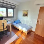 Rent 3 bedroom apartment of 189 m² in Παλαιό Φάληρο