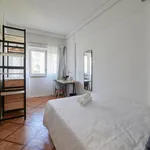 Rent 7 bedroom apartment in Lisbon