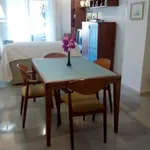 Rent 3 bedroom apartment in Granada