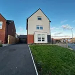 Rent 4 bedroom flat in East Midlands