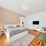 Rent 1 bedroom apartment of 33 m² in Berlin