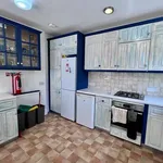 Rent 5 bedroom house in Swansea