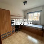 Rent 4 bedroom apartment of 250 m² in Alcalá de Henares