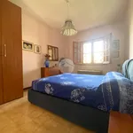 Rent 4 bedroom house of 90 m² in Sabaudia