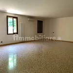 4-room flat excellent condition, first floor, Centro, Longare