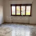 Affitto 5 camera appartamento di 145 m² in Caserta