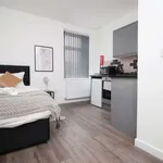 Rent 2 bedroom apartment of 775 m² in Cardiff