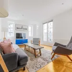 Appartement de 506 m² avec 1 chambre(s) en location à Paris