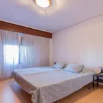 Alquilar 5 dormitorio apartamento en Valencia