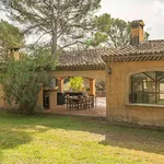 Rent 8 bedroom house of 310 m² in Aix-en-Provence