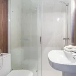 Rent 10 bedroom apartment in Madrid