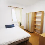 Rent 2 bedroom apartment of 10 m² in Barcelona