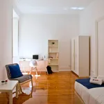 Rent 10 bedroom apartment in Lisbon