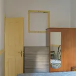 Rent 4 bedroom apartment in Lisbon