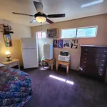 Rent a room in Lakeside