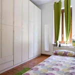 Rent a room of 110 m² in Milan