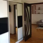 Rent 2 bedroom apartment of 50 m² in Pitești