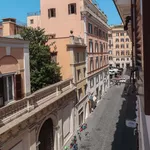 Affitto 6 camera appartamento di 150 m² in Rome