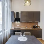 Rent 1 bedroom apartment of 71 m² in Genoa