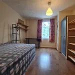 Rent 2 bedroom apartment in Cardiff