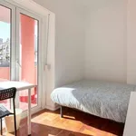 Rent a room in lisbon