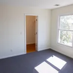 Rent 3 bedroom apartment in Jersey City