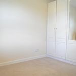 Rent 2 bedroom flat in South East England