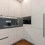 Rent 4 bedroom apartment of 70 m² in Lisboa